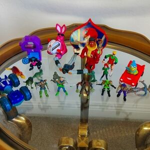 1990s Variety of Toy Figures               21 Characters in this Lot Vintage